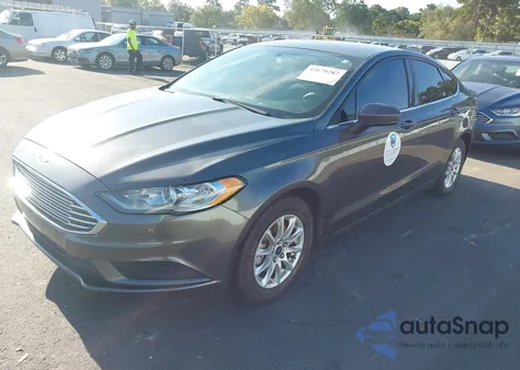 2018 Ford Fusion S из США, поврежденный, VIN 3FA6P0G76JR273380
